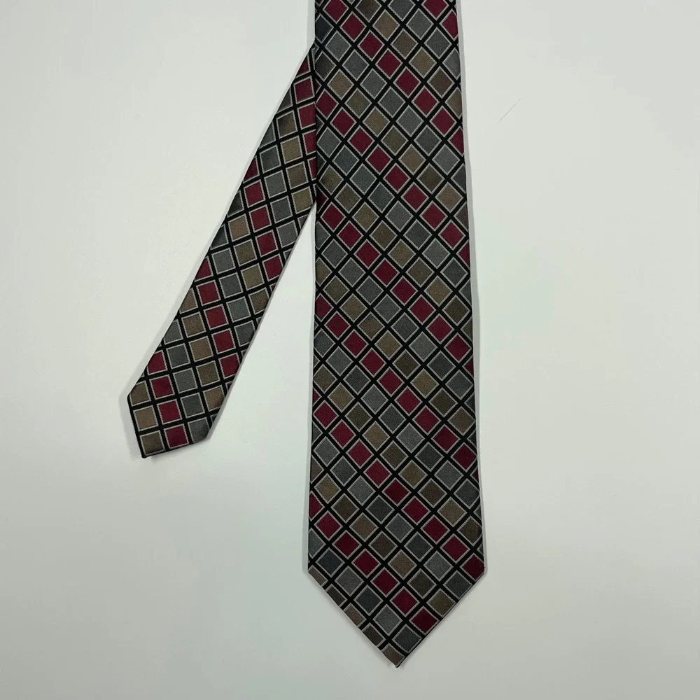 Joseph Abboud Grey Burgundy Geometric Diamond Silk Necktie Mens OS